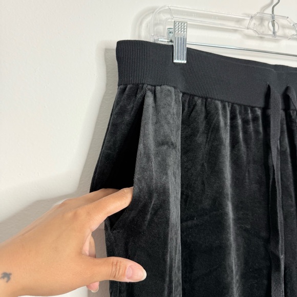 NWOT Eileen Fisher‎ Cozy Velour Knit Jogger Pant Black Large Minimalist Casual - Picture 8 of 9